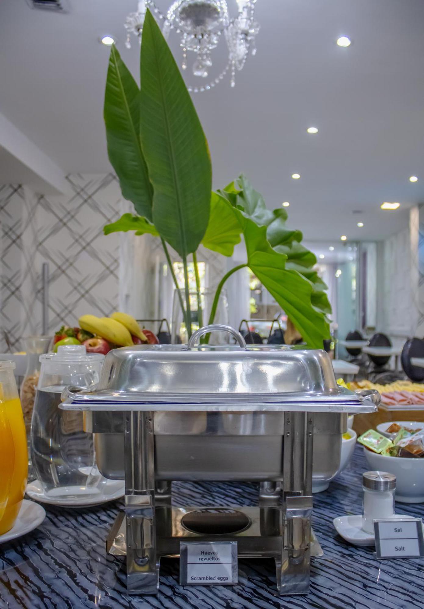 Ker Belgrano Hotel ブエノスアイレス エクステリア 写真