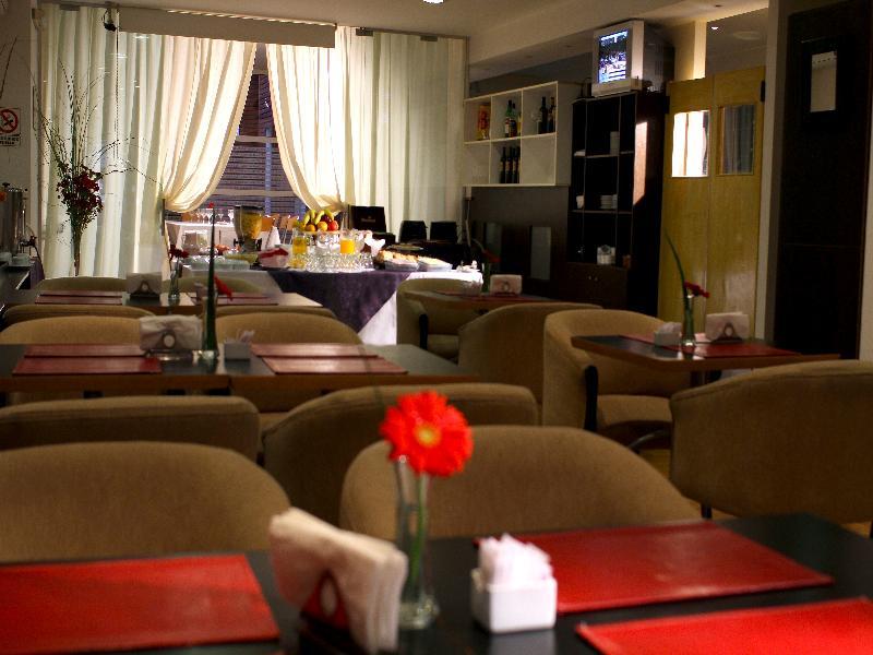Ker Belgrano Hotel ブエノスアイレス エクステリア 写真